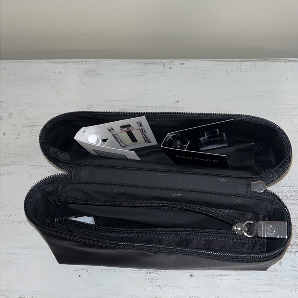 DIOR Men's Women's Unisex Black Toiletry Travel Makeup Bag Pouch Organizer - Picture 6 of 11